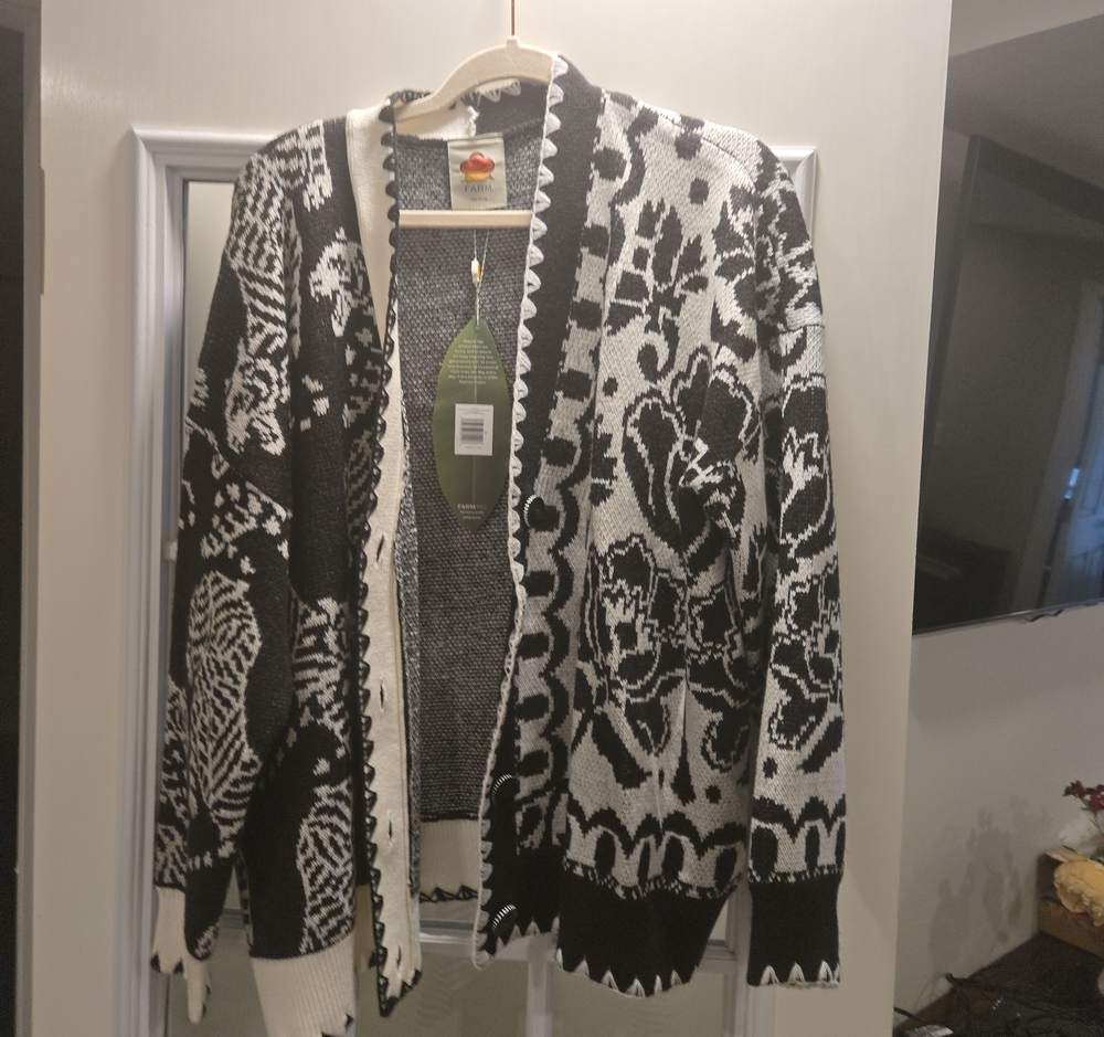 FARM Rio Black and White Floral Jacquard Cardigan